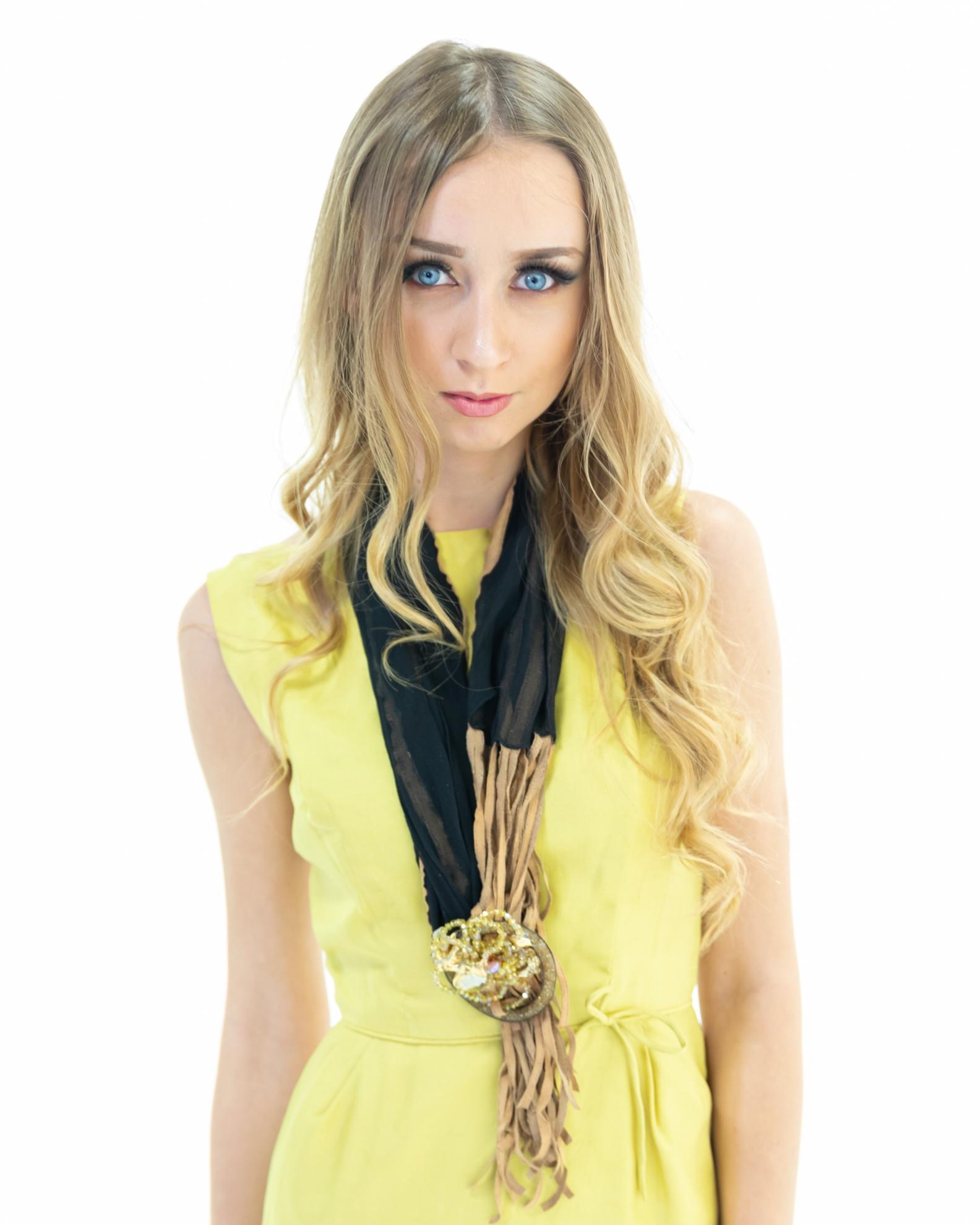 apparel and product photographer